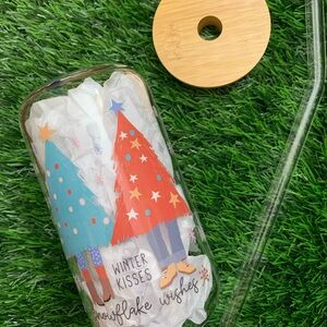 Winter Kisses glass tumbler with bamboo lid and glass straw NWT handmade